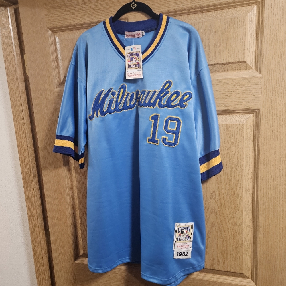 Cooperstown Milwaukee Brewers Vintage Jersey